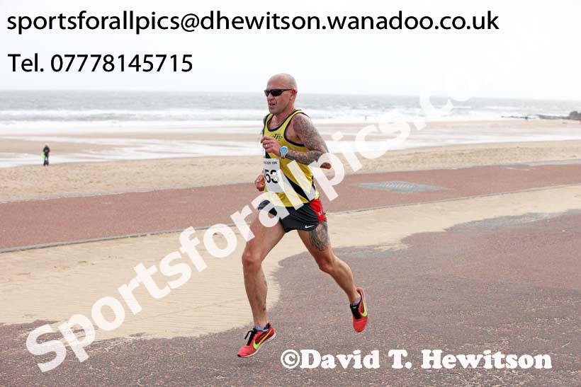 Sand Dancer 10k (approx.), South Shields. Photo: David T. Hewitson/Sports for All Pics